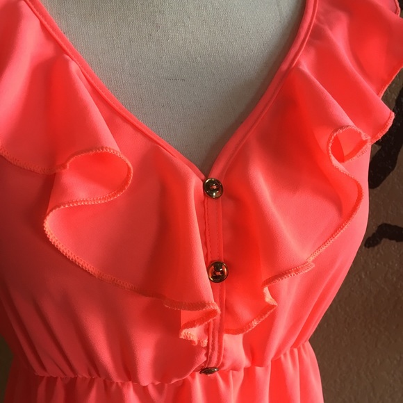 ❌SOLD Pinkish/orange sleeveless blouse - Picture 2 of 4